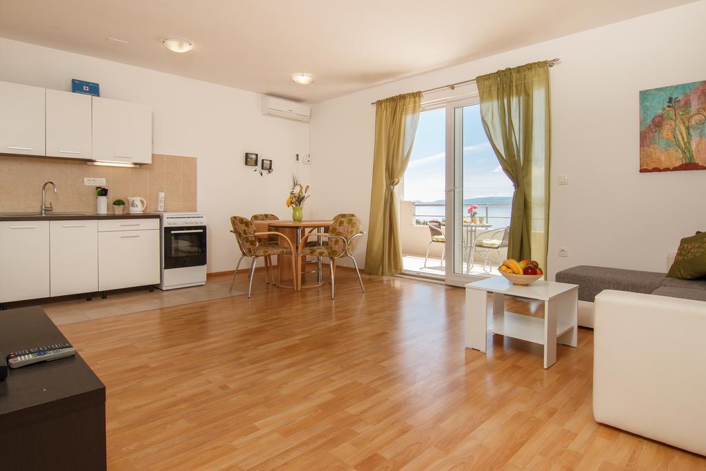 Apartments Villa Stari Koko Omis Luaran gambar